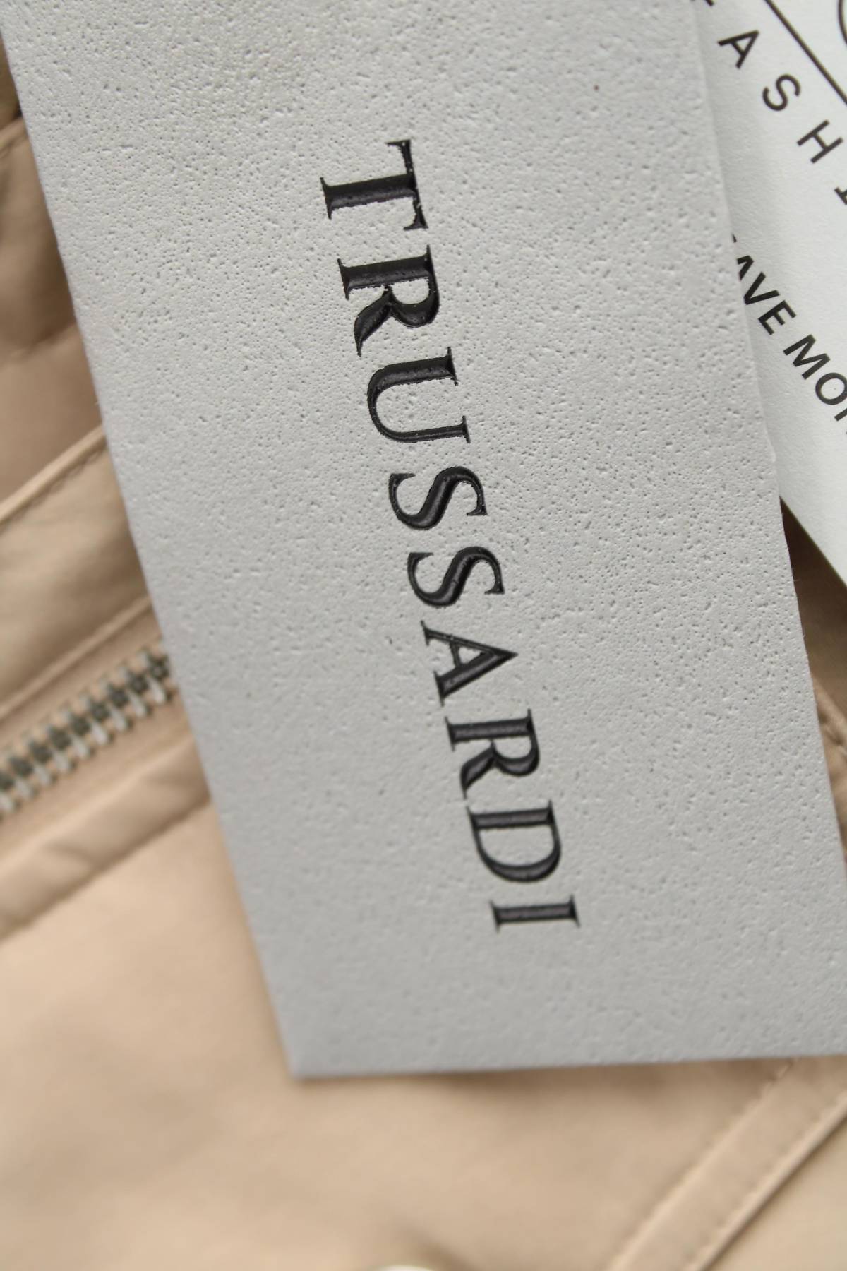 Пола Trussardi3 - Contour.bg Пола Trussardi3