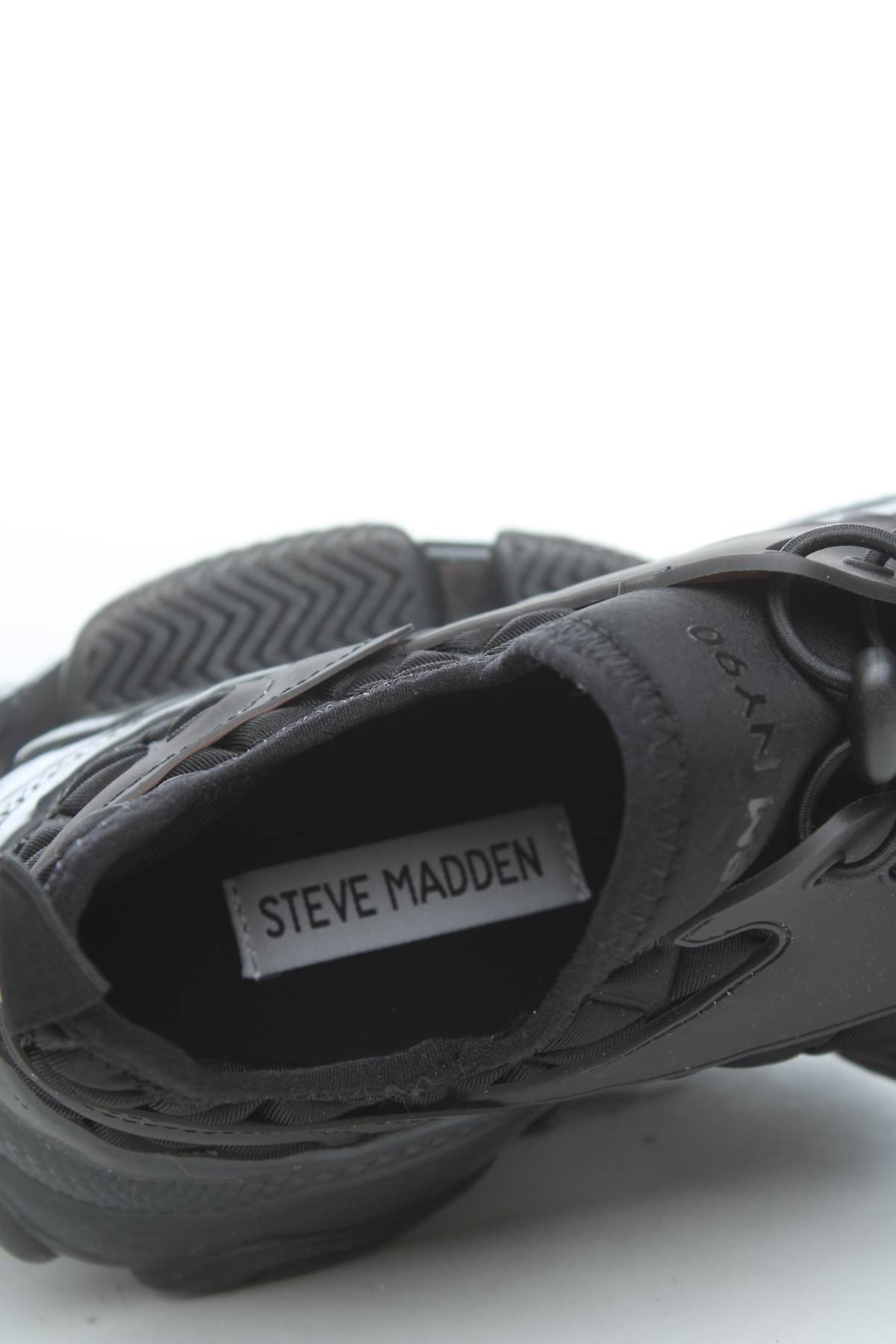 Αθλητικά παπούτσια Steve Madden5