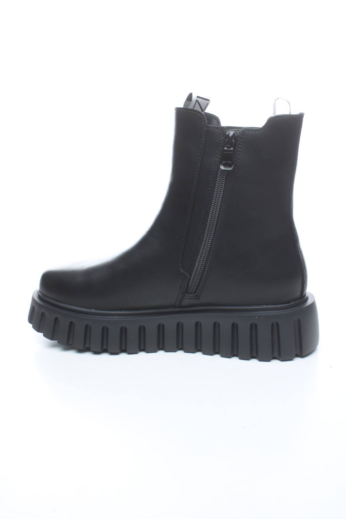 Γυναικεία μποτάκια Patrizia Pepe1