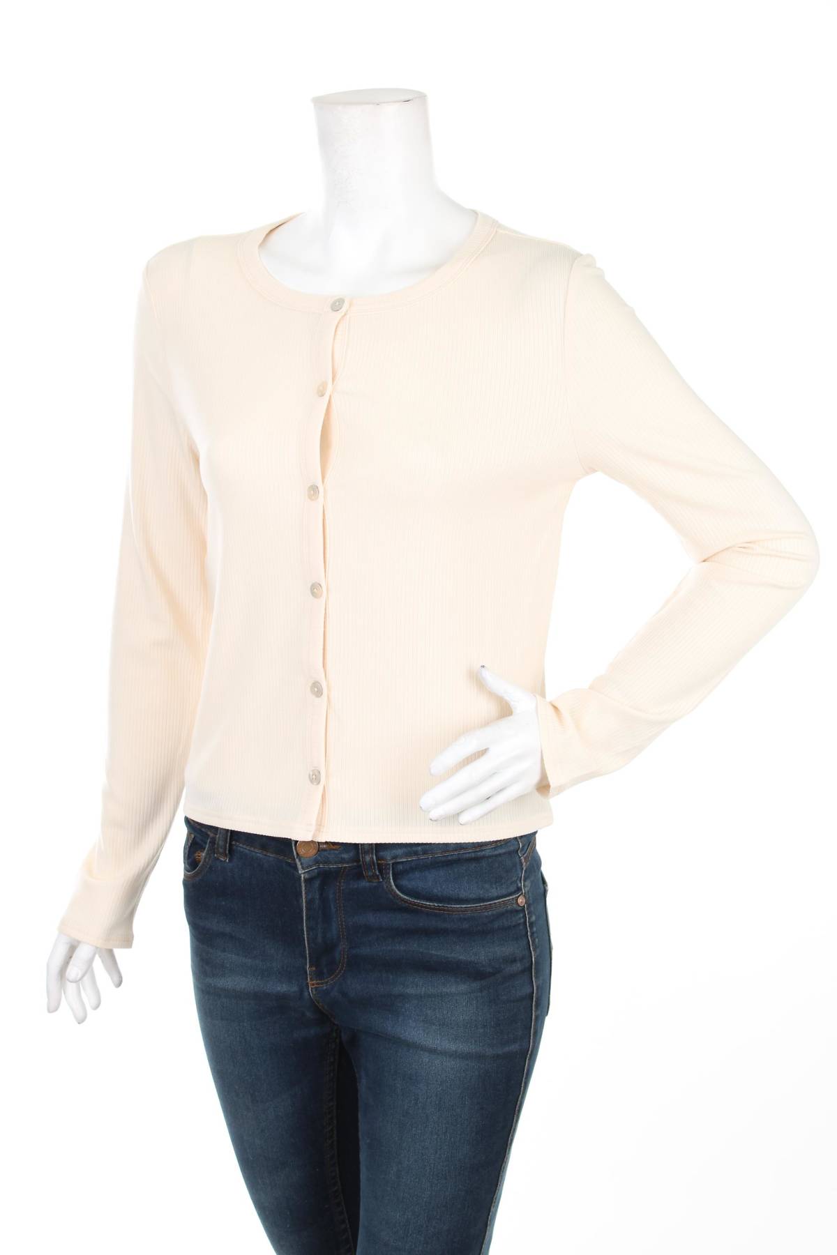 Домашно облекло Triumph1