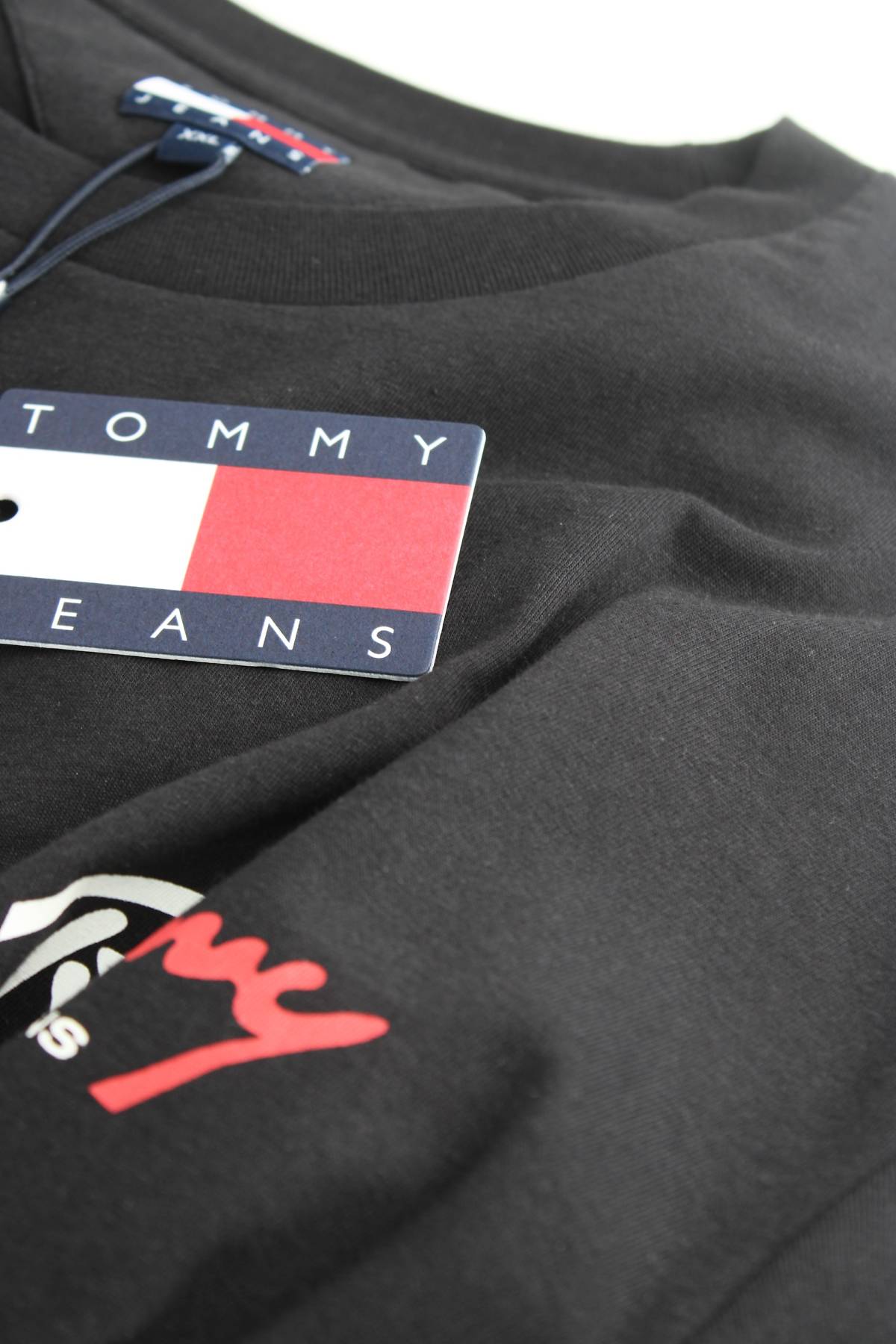 Мъжка тениска Tommy Jeans3