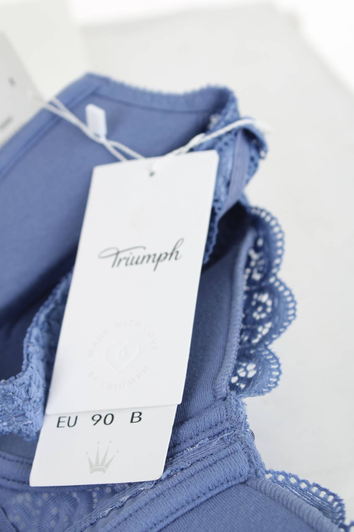 Сутиен Triumph3 - Contour.bg Сутиен Triumph3