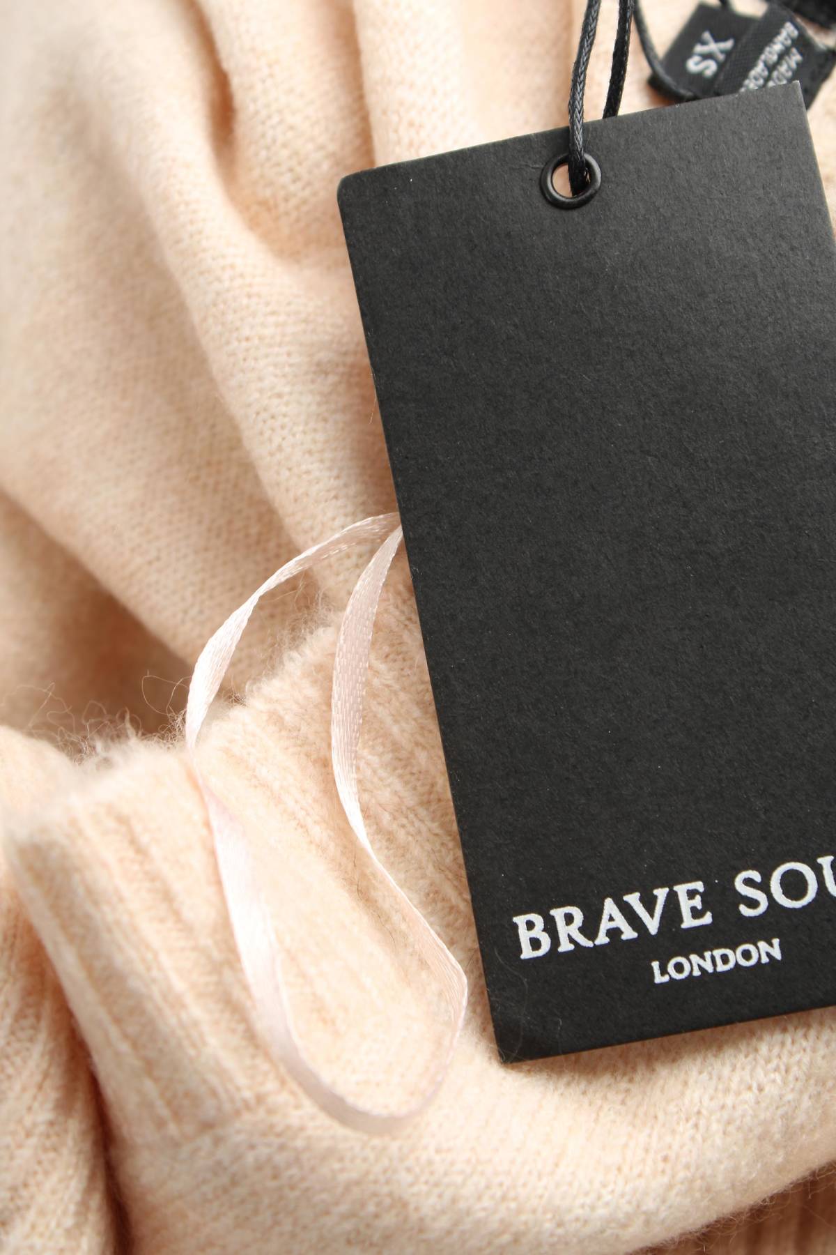 Дамска жилетка Brave Soul3 - Contour.bg Дамска жилетка Brave Soul3