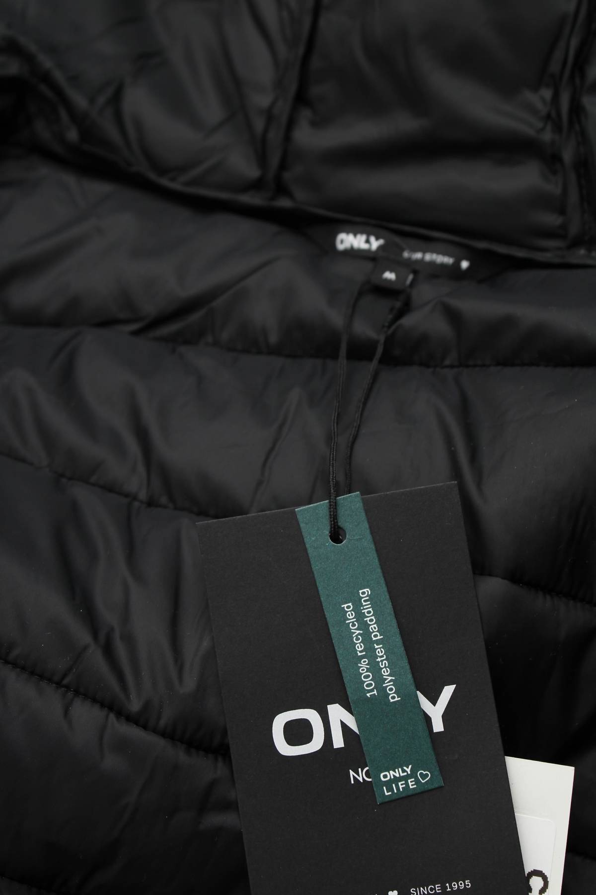 Дамско яке Only4