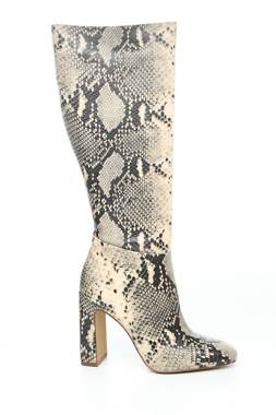 Γυναικείες μπότες Steve Madden1