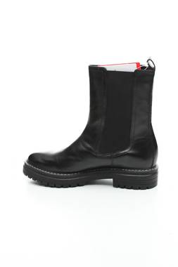 Дамски боти S.Oliver2