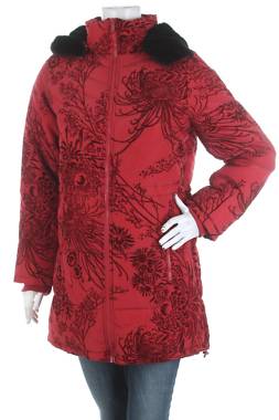 Дамско яке Desigual1