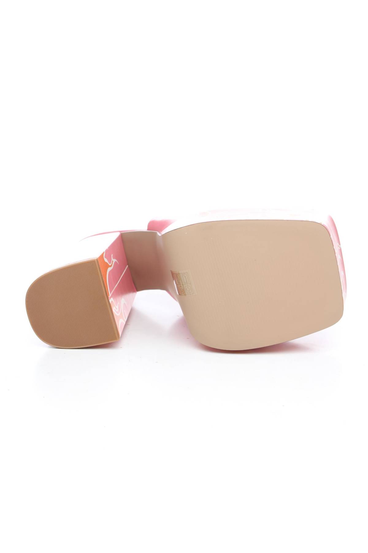 Чехли Steve Madden4 - Contour.bg Чехли Steve Madden4
