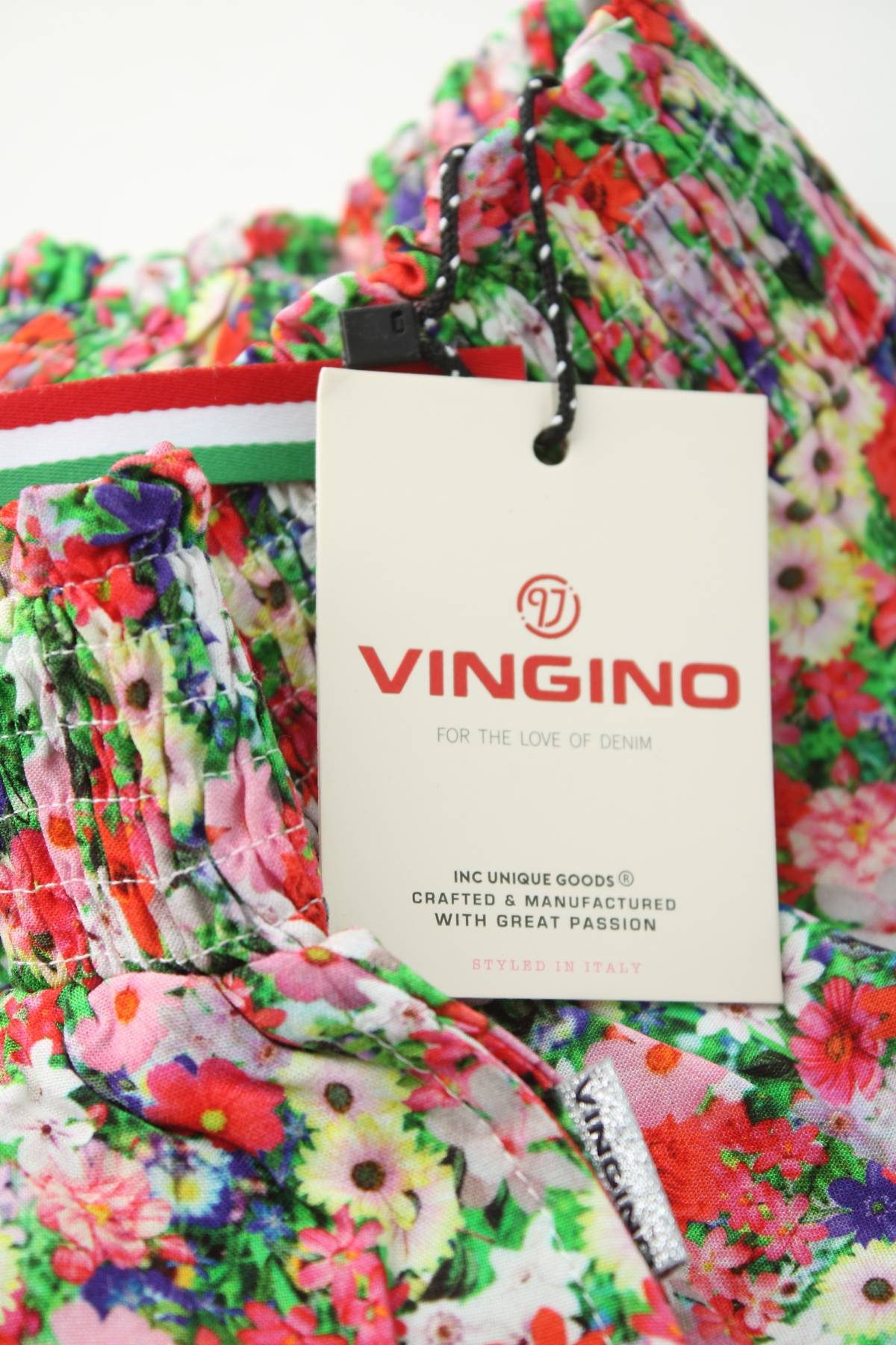 Детски къс панталон Vingino3