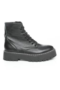 Дамски боти Steve Madden1