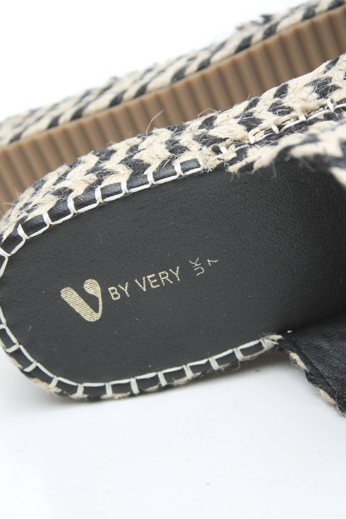 Чехли V by Very5