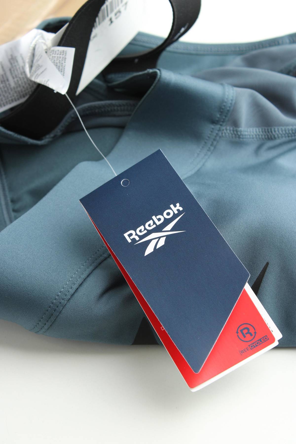 Дамски спортен потник Reebok3