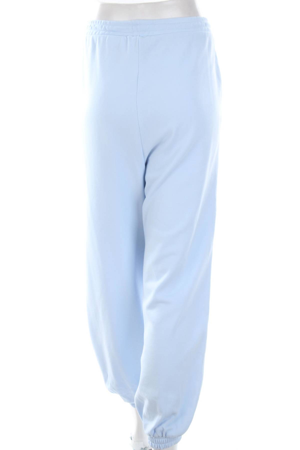 Дамско спортно долнище H&M Divided2 - Contour.bg Дамско спортно долнище H&M Divided2