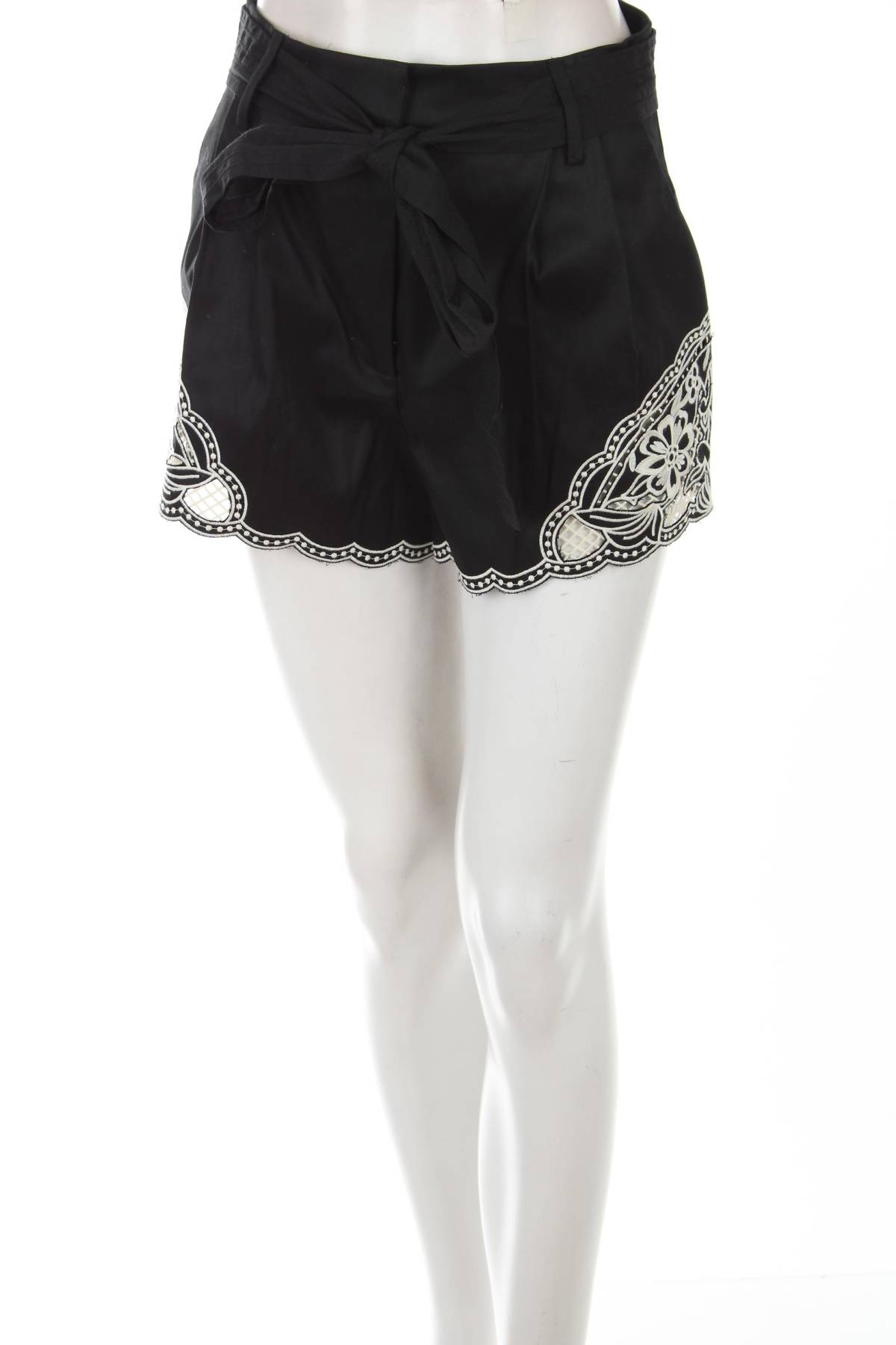 Дамски къс панталон Twinset1