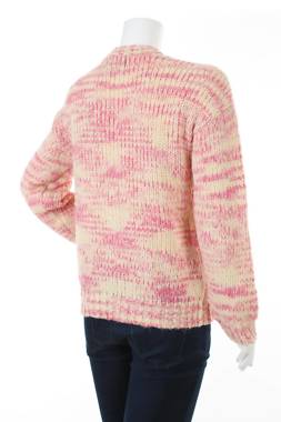 Дамска жилетка Pieces2