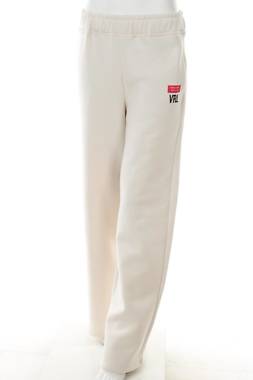 Дамско спортно долнище Viral Vibes1