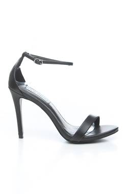Сандали Steve Madden1
