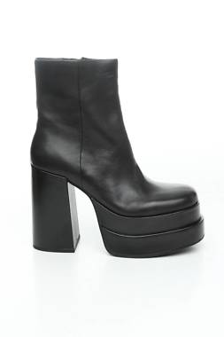 Дамски боти Steve Madden1