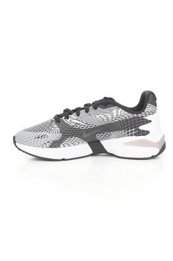 Маратонки Nike2
