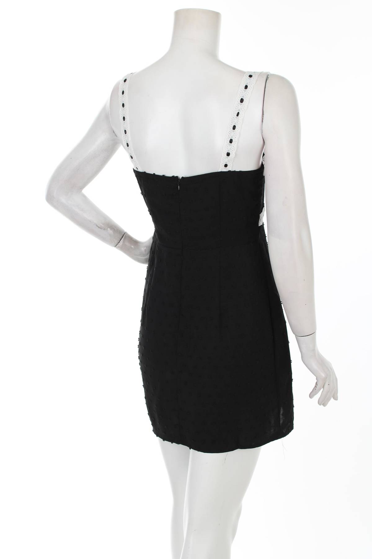 Рокля Boohoo2 - Contour.bg Рокля Boohoo2