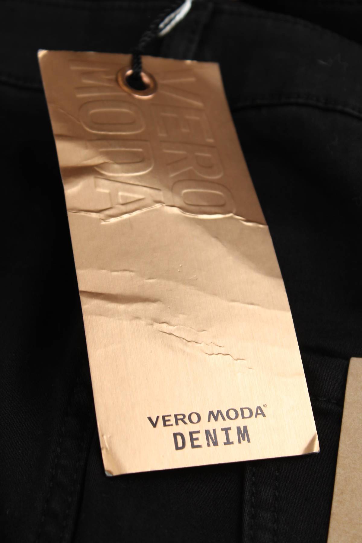 Дамски панталон Vero Moda3