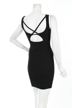 Φορέματα Chiquelle2