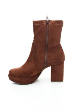 Дамски боти S.Oliver2
