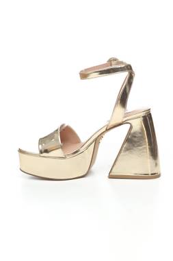 Сандали Steve Madden2