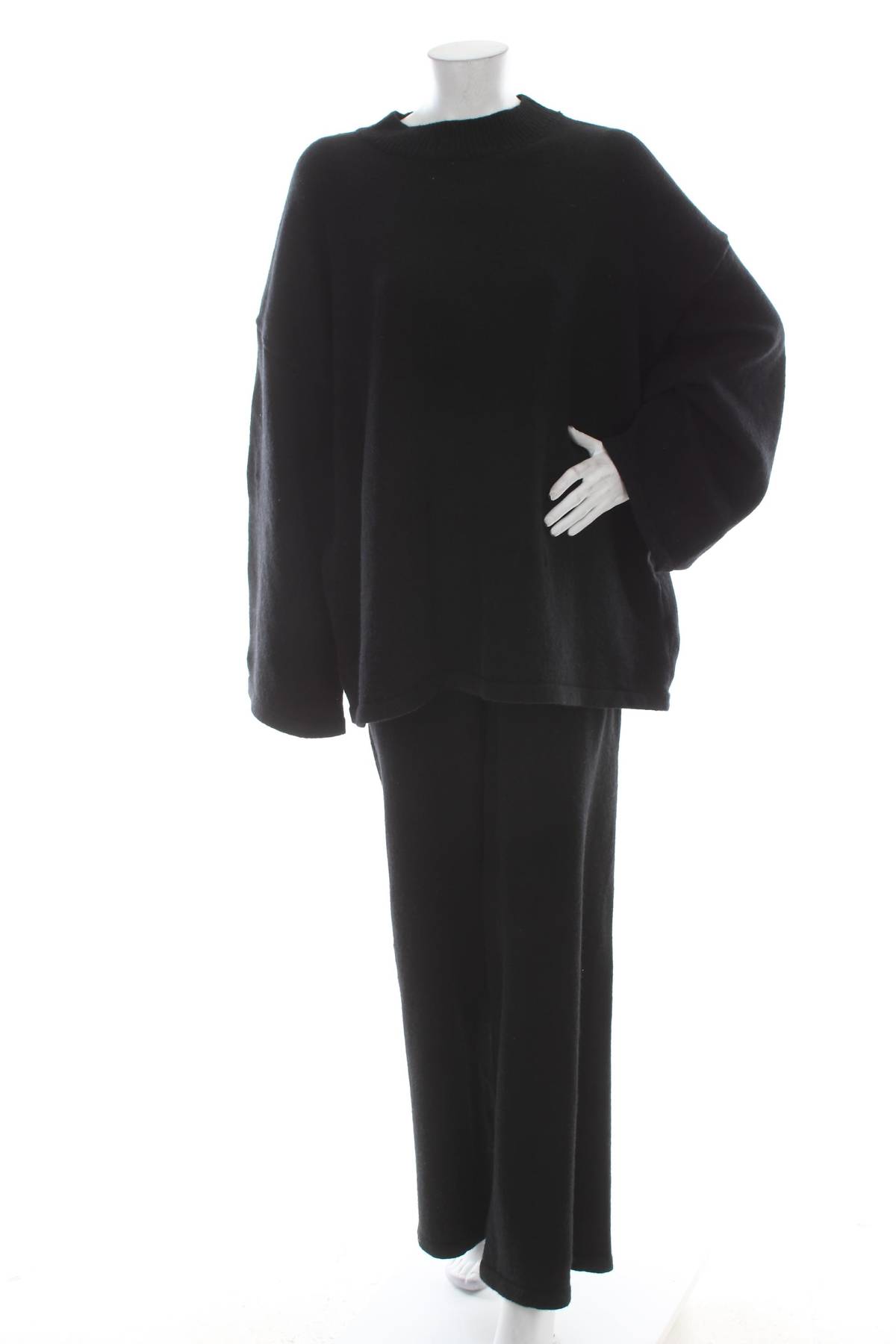 Дамски комплект Boohoo1 - Contour.bg Дамски комплект Boohoo1