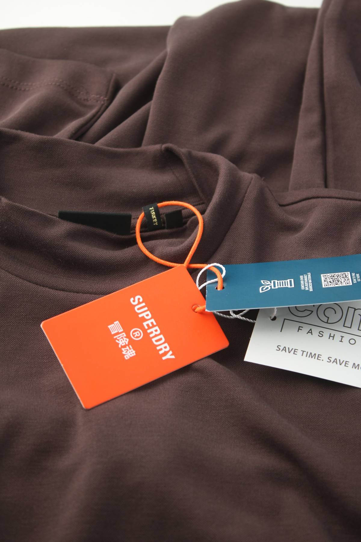 Рокля Superdry3