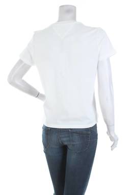 Дамска тениска Tommy Jeans2