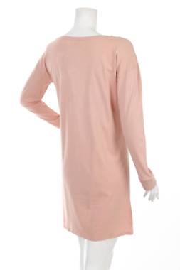 Дамска нощница Triumph2