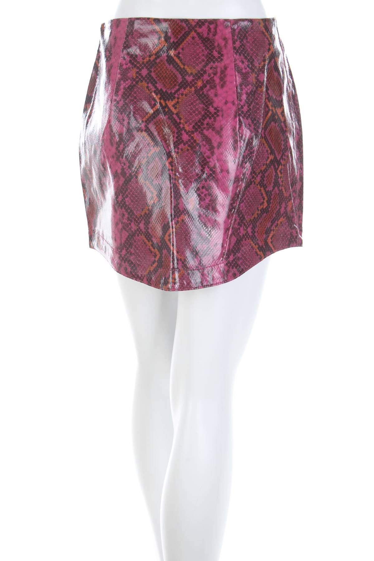 Кожена пола Calliope2