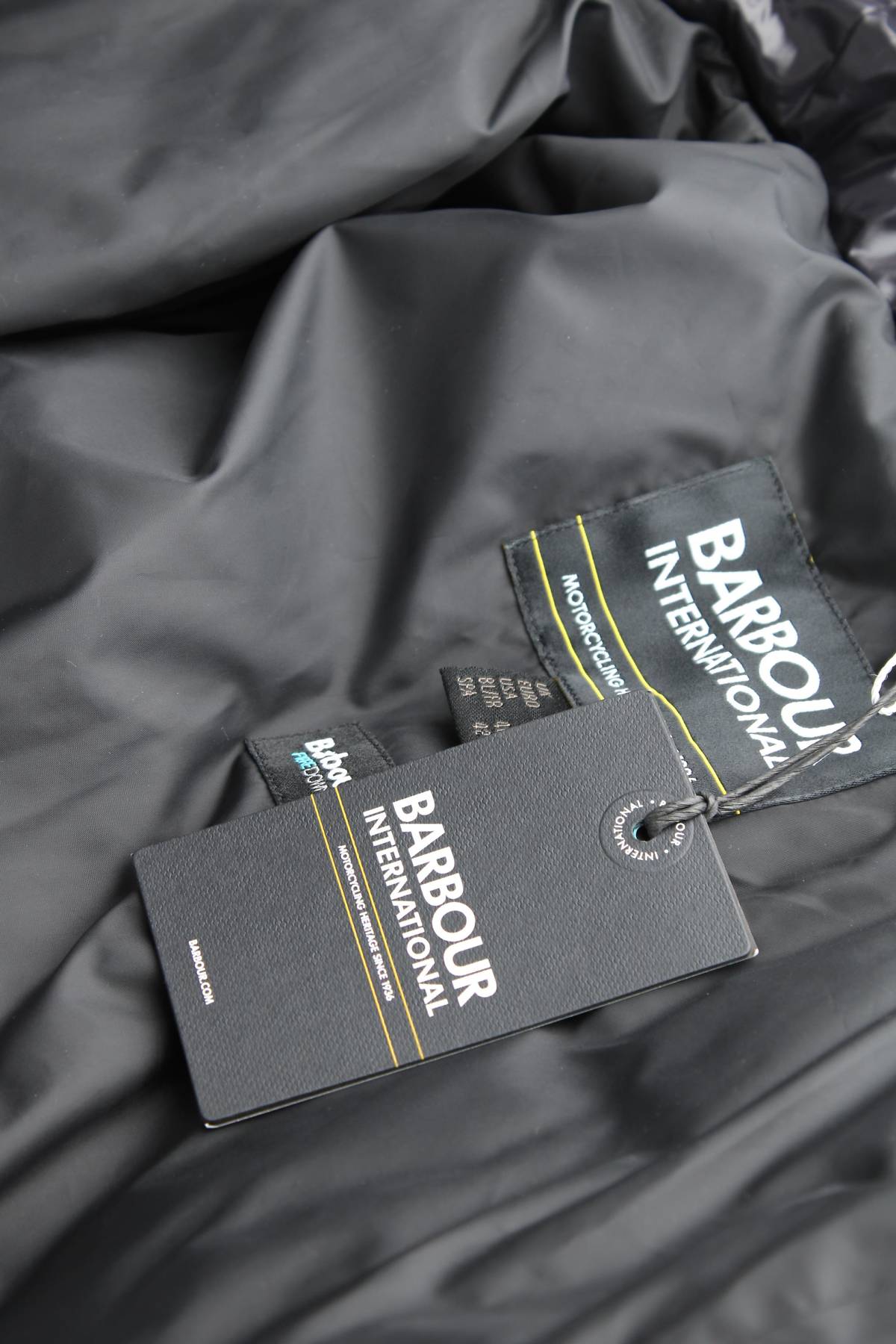 Γυναικείο μπουφάν Barbour4