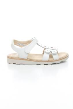 Детски сандали Clarks1