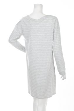 Дамска нощница Triumph2