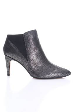 Дамски боти Clarks2 - Contour.bg Дамски боти Clarks2