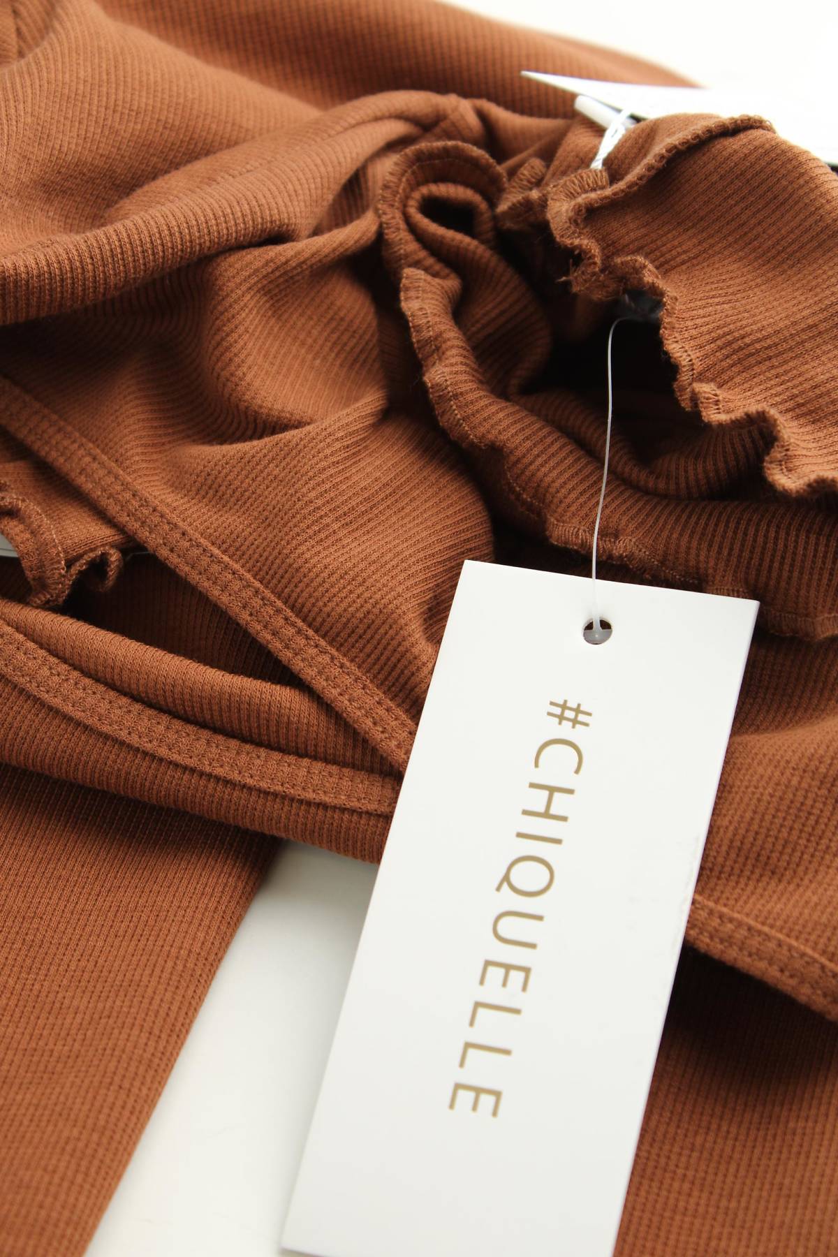 Дамско поло Chiquelle3