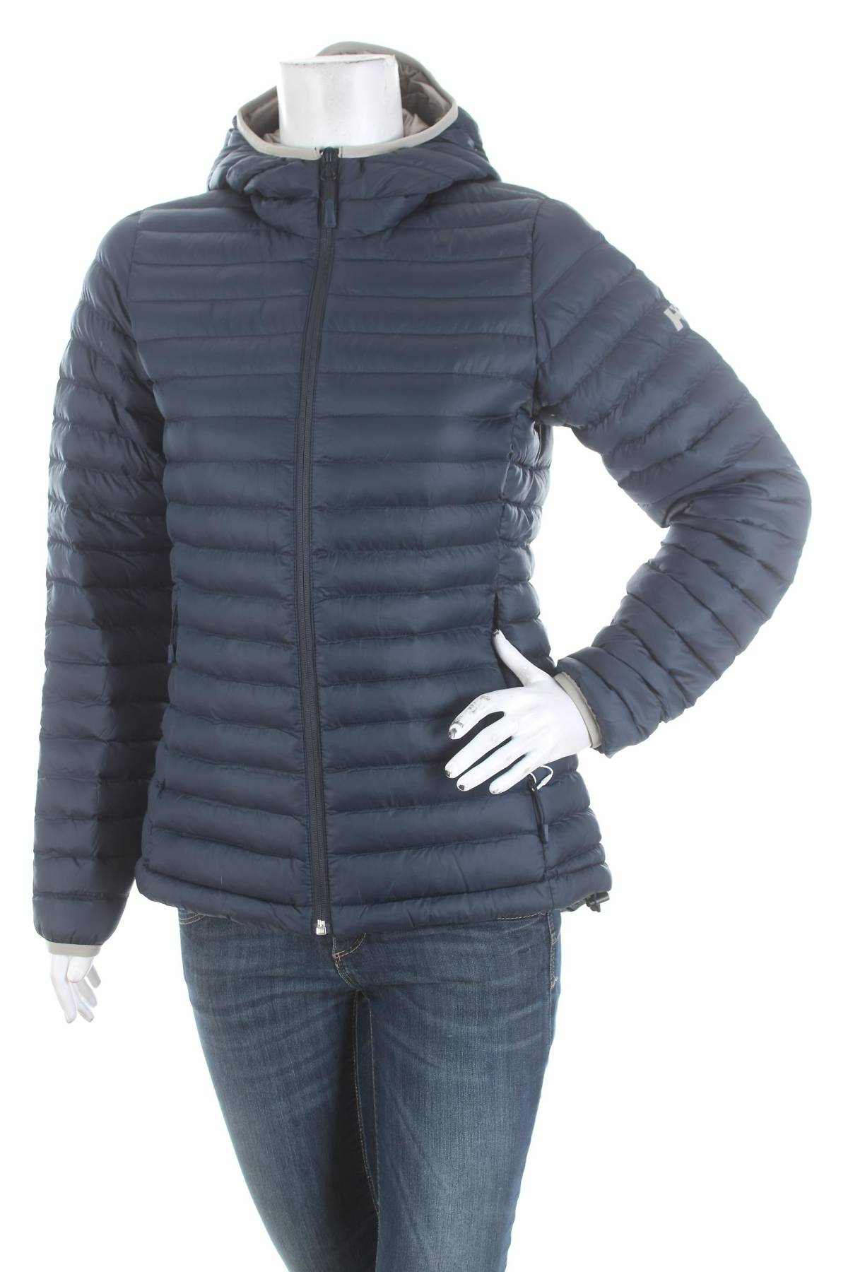 Преходно яке Helly Hansen1