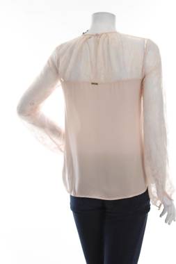 Γυναικεία μπλούζα Guess2