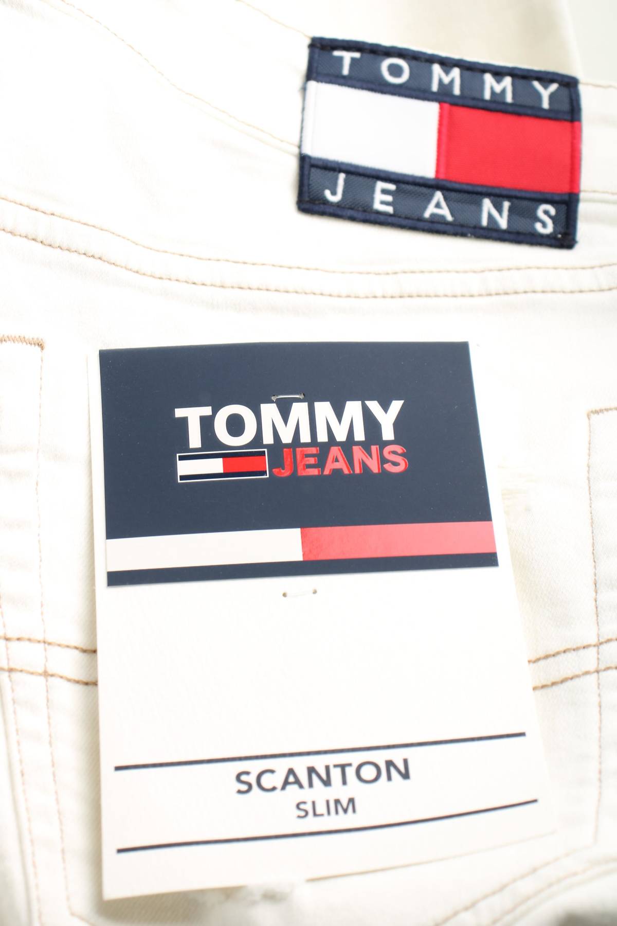 Мъжки дънки Tommy Jeans3