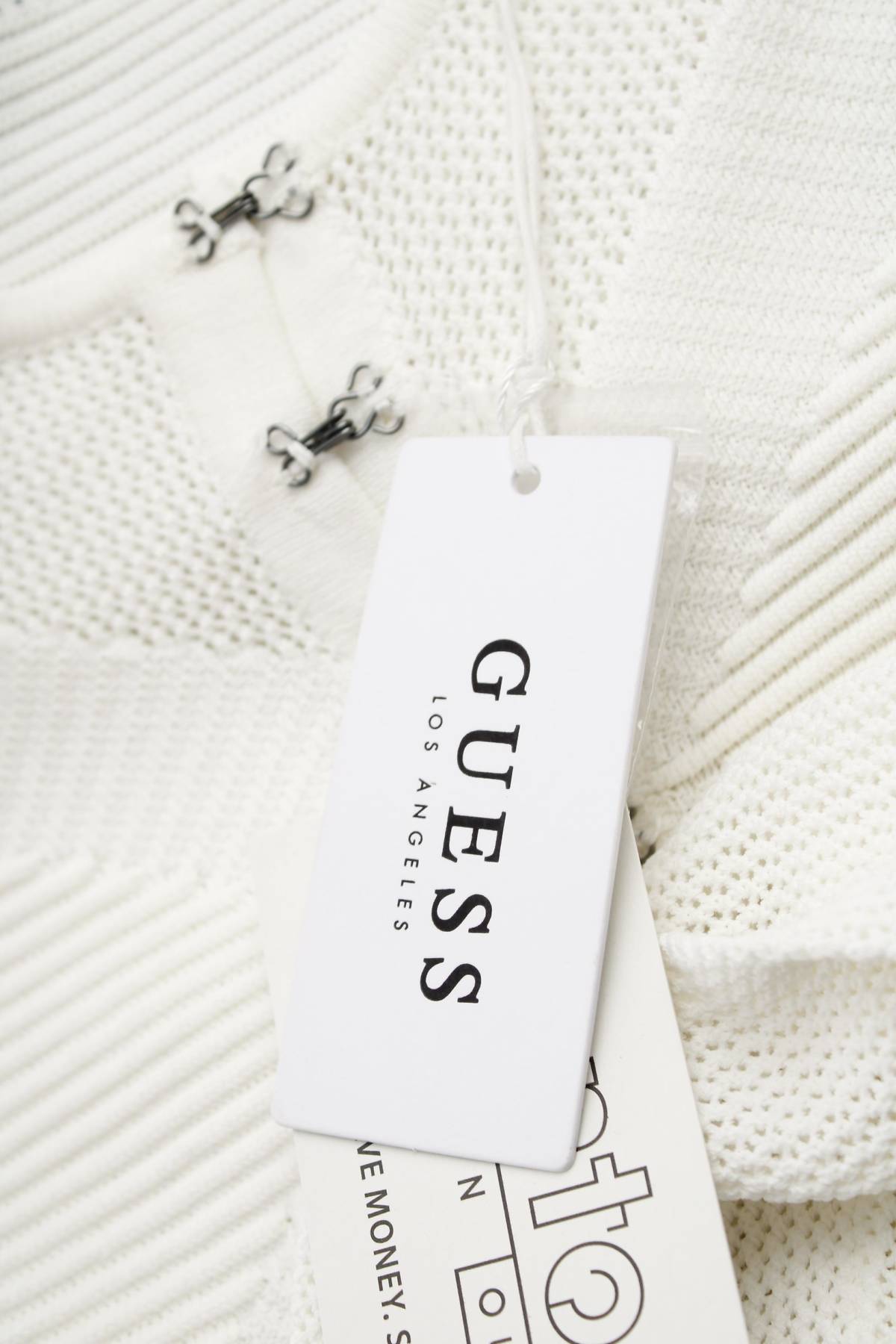 Дамска жилетка Guess3 - Contour.bg Дамска жилетка Guess3