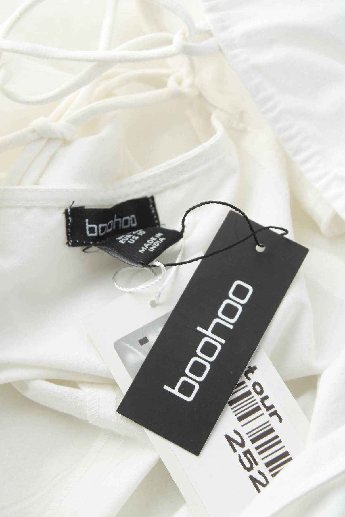 Φορέματα Boohoo3