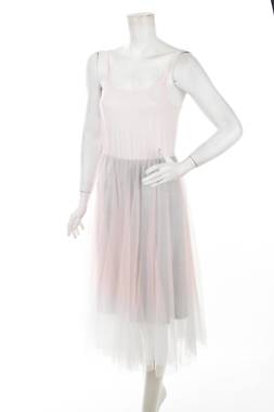 Рокля Vero Moda2