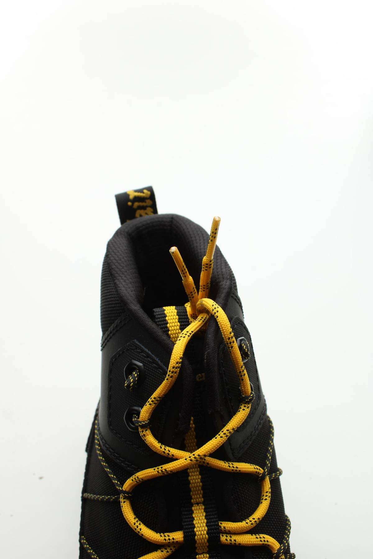 Мъжки обувки Dr. Martens5 - Contour.bg Мъжки обувки Dr. Martens5