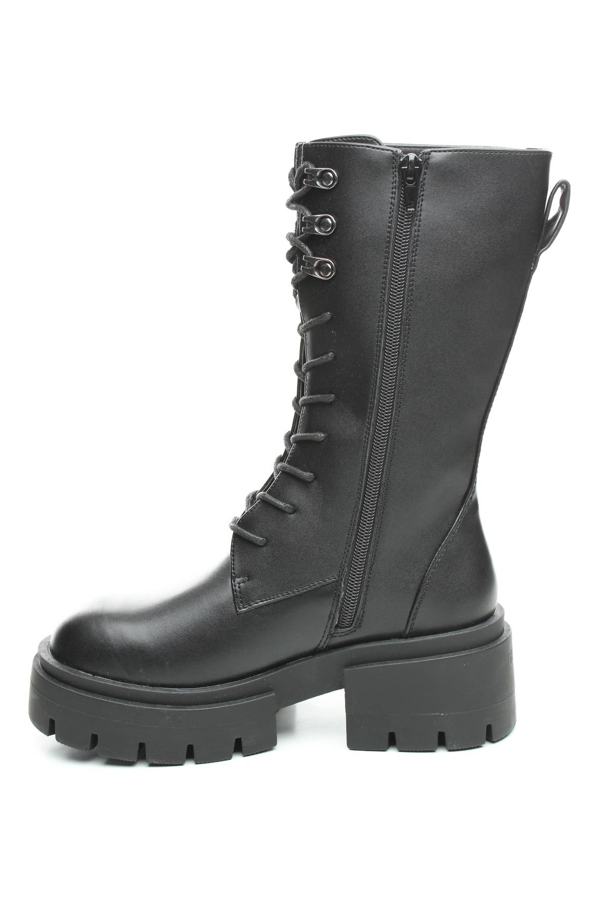 Дамски боти Guess2