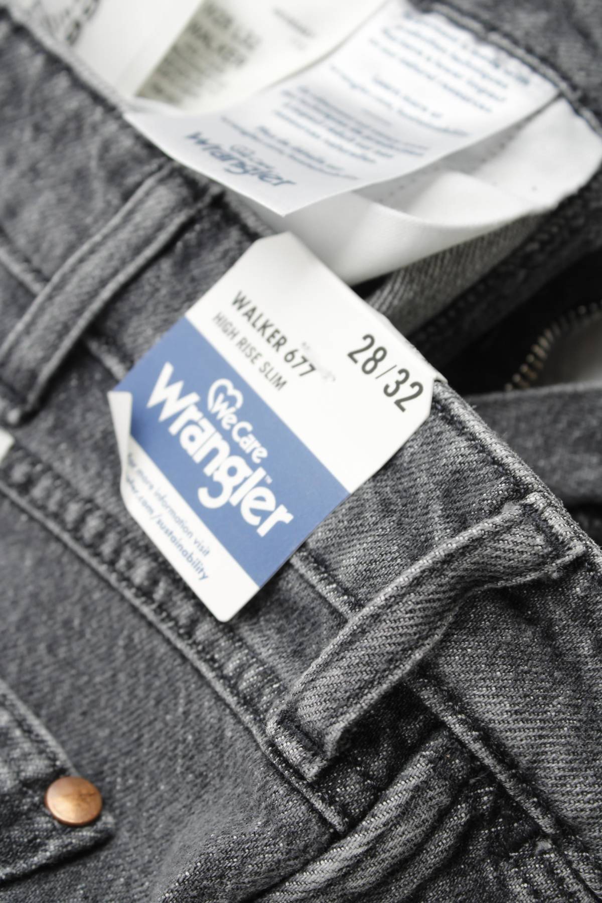 Дамски дънки Wrangler3 - Contour.bg Дамски дънки Wrangler3