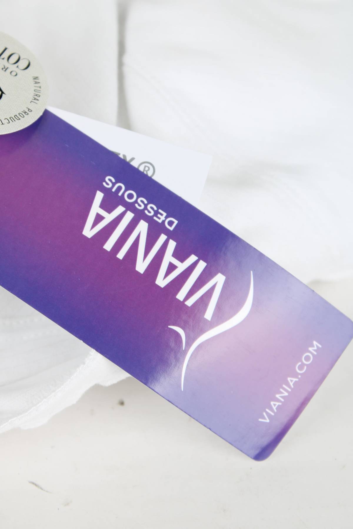 Сутиен Viania3