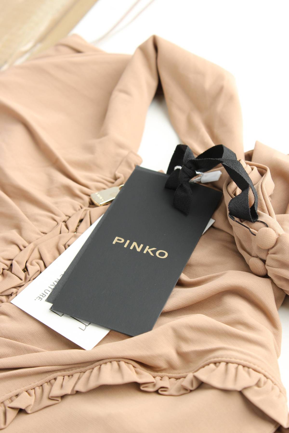 Γυναικείο αμάνικο Pinko3