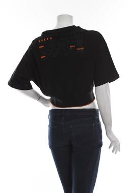 Γυναικεία μπλούζα Guess2